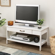 テレビ台にもテーブルにもなるローボード