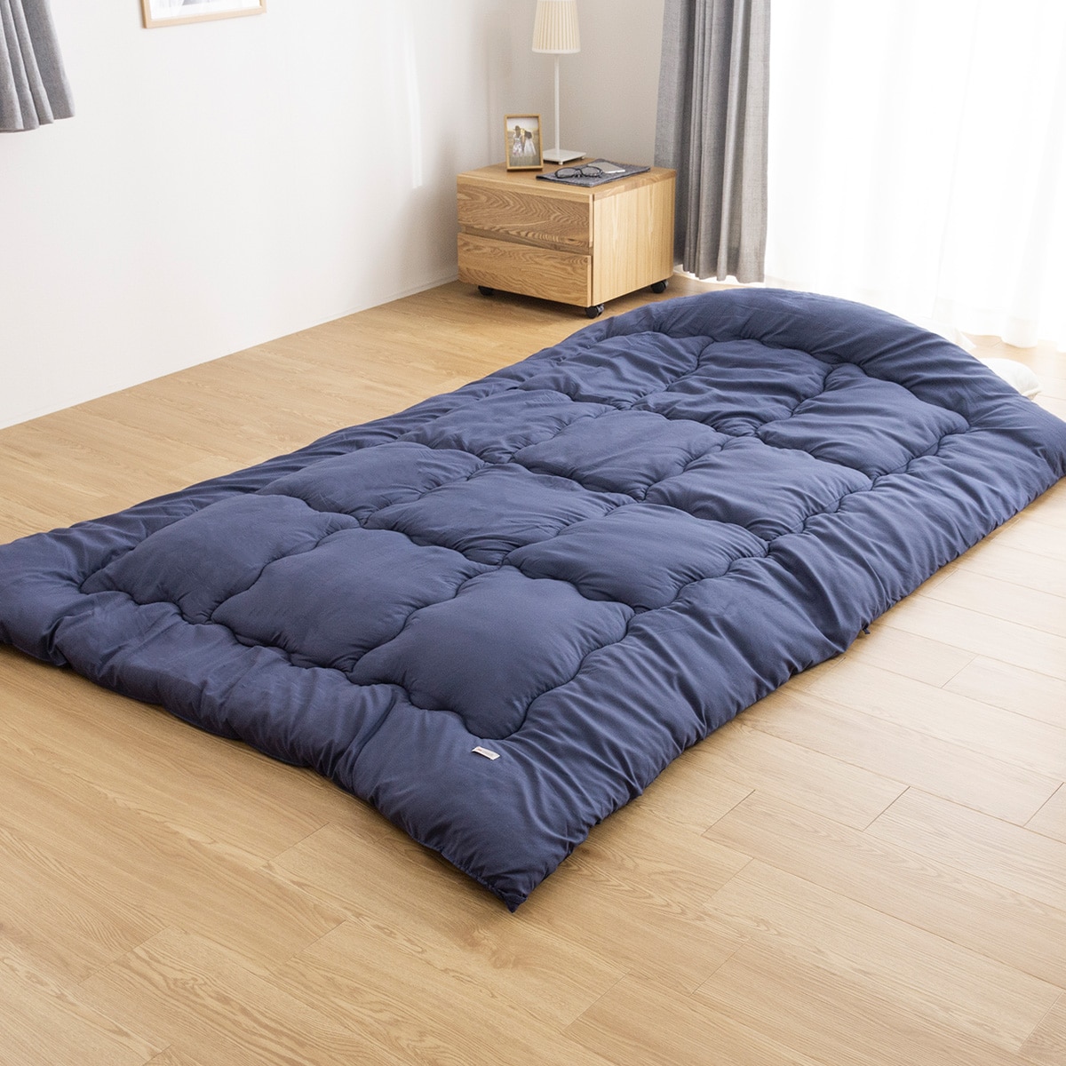 国産掛け布団 シンサレートウルトラ 国産 クイーン (NV Q) | ニトリ