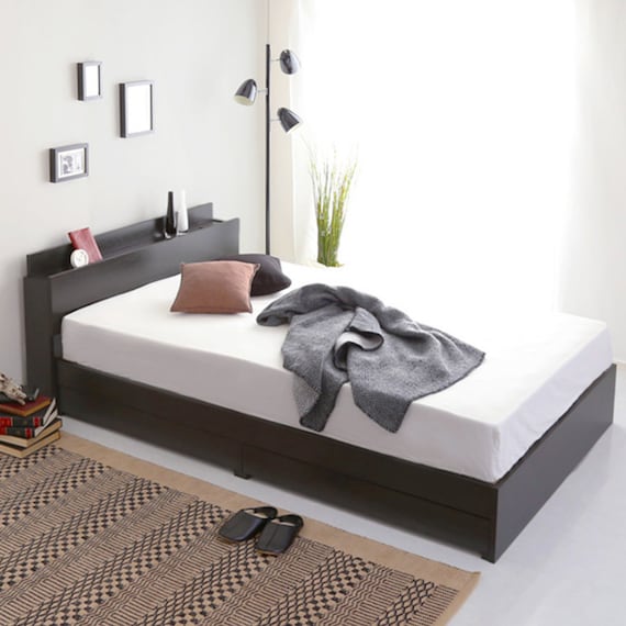 棚・コンセント付きチェストベッドフレーム(SD DBR) 1枚目画像