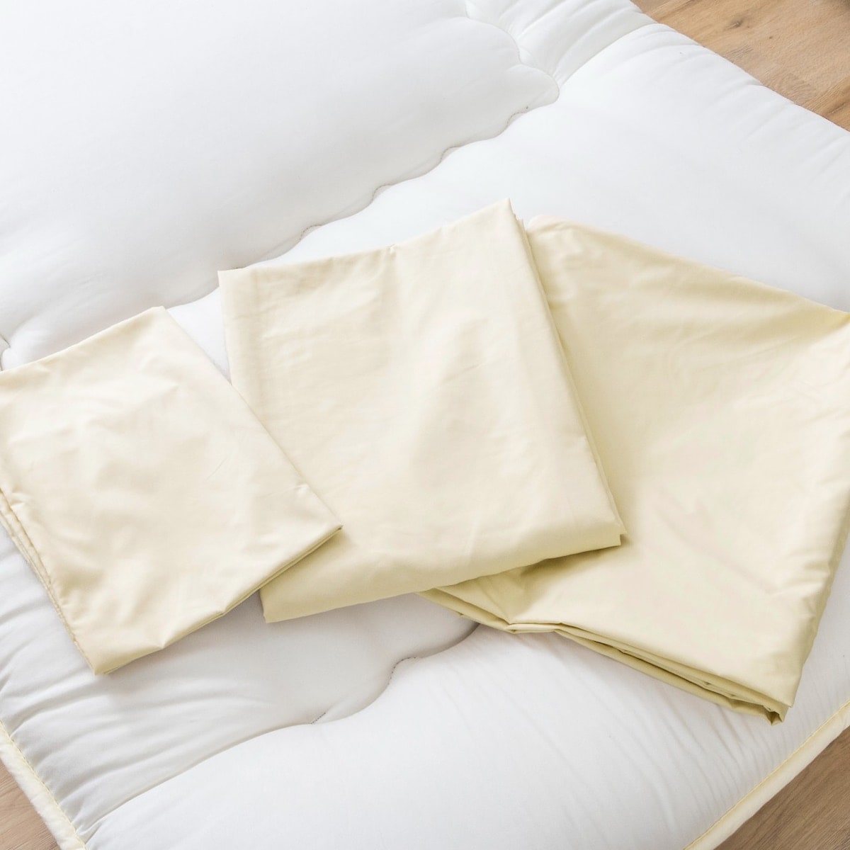 カバー付き吸汗ボリューム組布団8点セット ダブル(IV D) | ニトリ