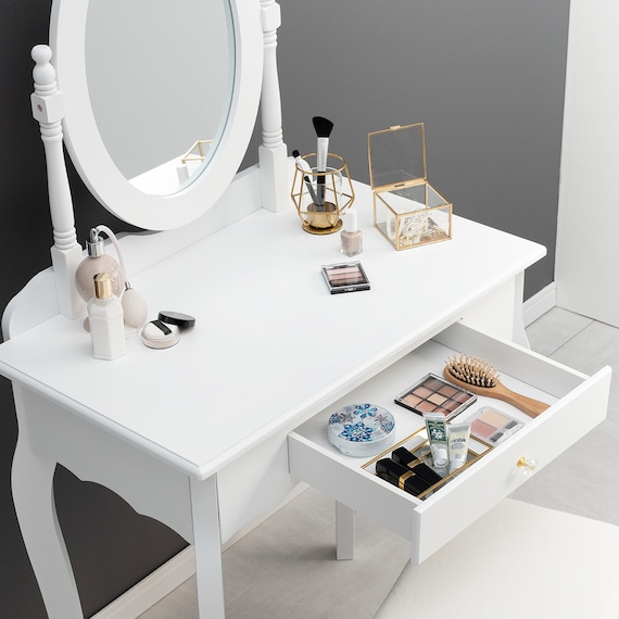 エレガントな猫脚ドレッサー 3枚目画像