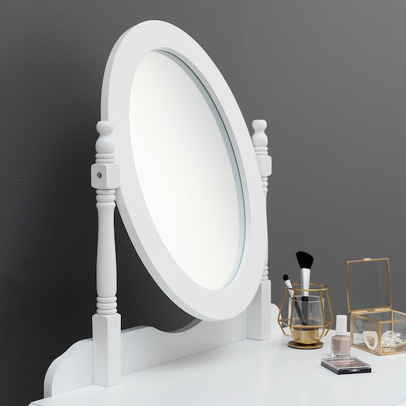 エレガントな猫脚ドレッサー 4枚目画像