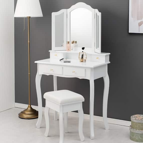 エレガントな猫脚三面鏡ドレッサー 1枚目画像