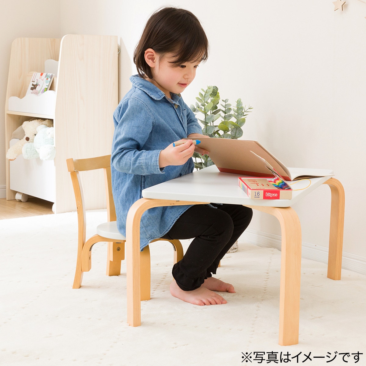 送料無料(沖縄は1000円) 【カフェチェア・折りたたみ式チェア】曲げ木スタッキングチェア 座パッド付き ナチュラル | enmouvement.ch
