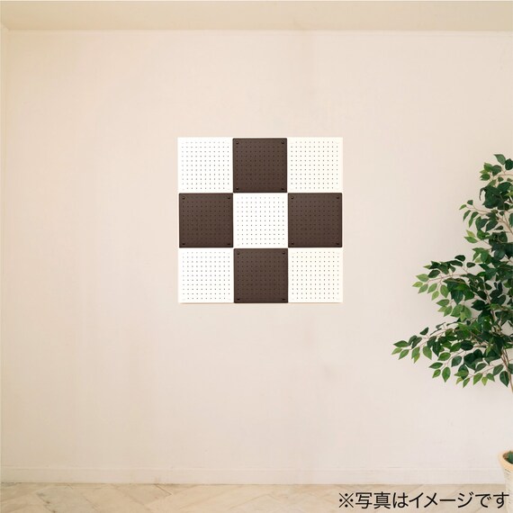 マグネット対応可能なスチールパンチングボード(30×30cm ブラック) 3枚目画像