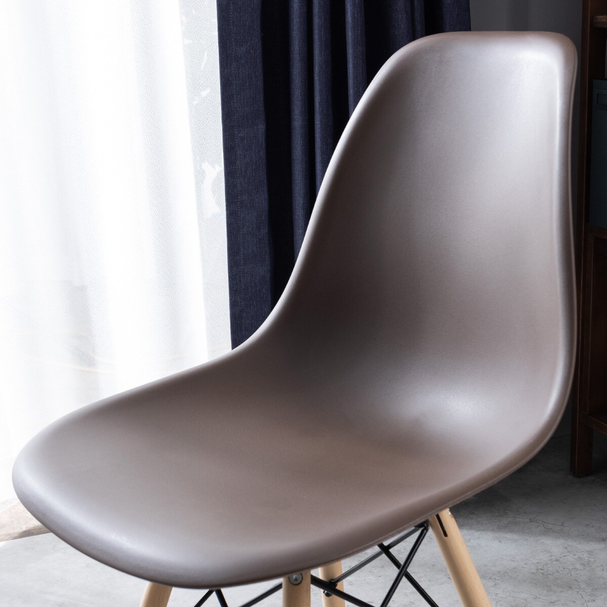 【椅子】ニトリ 北欧風シンプルシェル型チェア 4脚セット（色:グレージュ） 北欧風シンプルシェル型チェア 4脚セット (PRT WH) | ニトリ