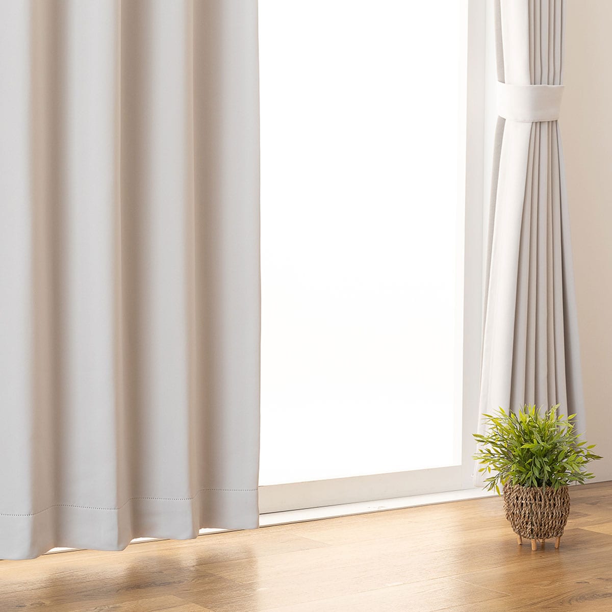 遮光1級・遮熱カーテン（無地・グレー）100×170×2通販 ニトリネット【公式】 家具・インテリア通販