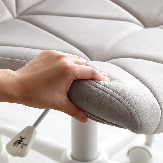 大人かわいいチェア (Elance エランセ LGY） 15枚目画像