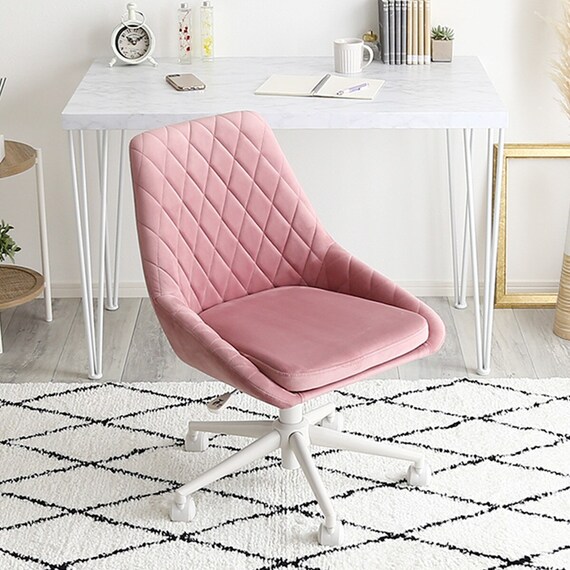 大人かわいいチェア (LueuR リュウール PK) 1枚目画像