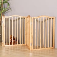 温かみある木製のペットフェンス