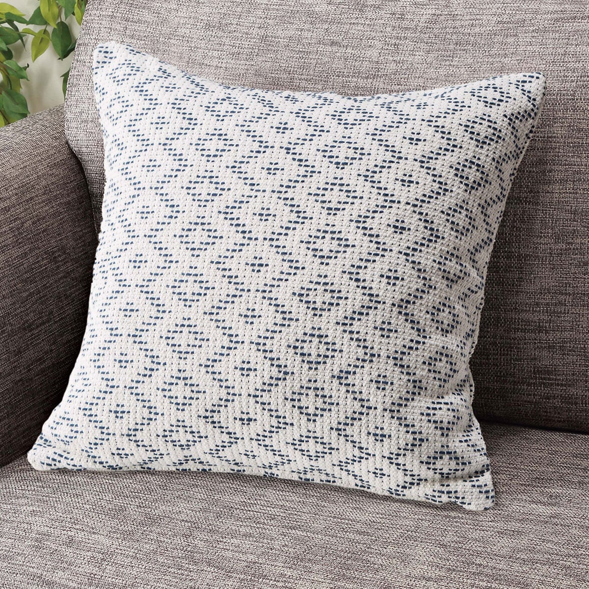 ニトリ クッションカバー ダイヤパターン のレビュー 口コミとして参考になる投稿9枚 ニトリ クッションカバー ダイヤパターン のレビュー 口コミとして参考になる投稿9枚