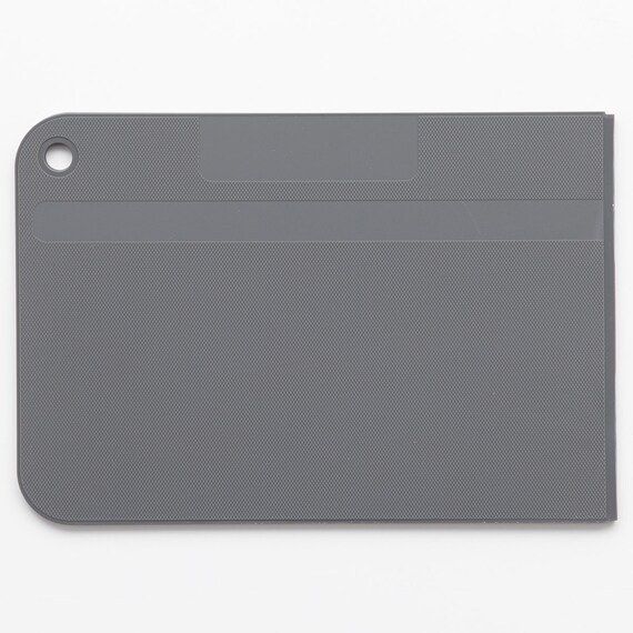 立てて乾かせるたためるまな板 ワイド DGY 2枚目画像