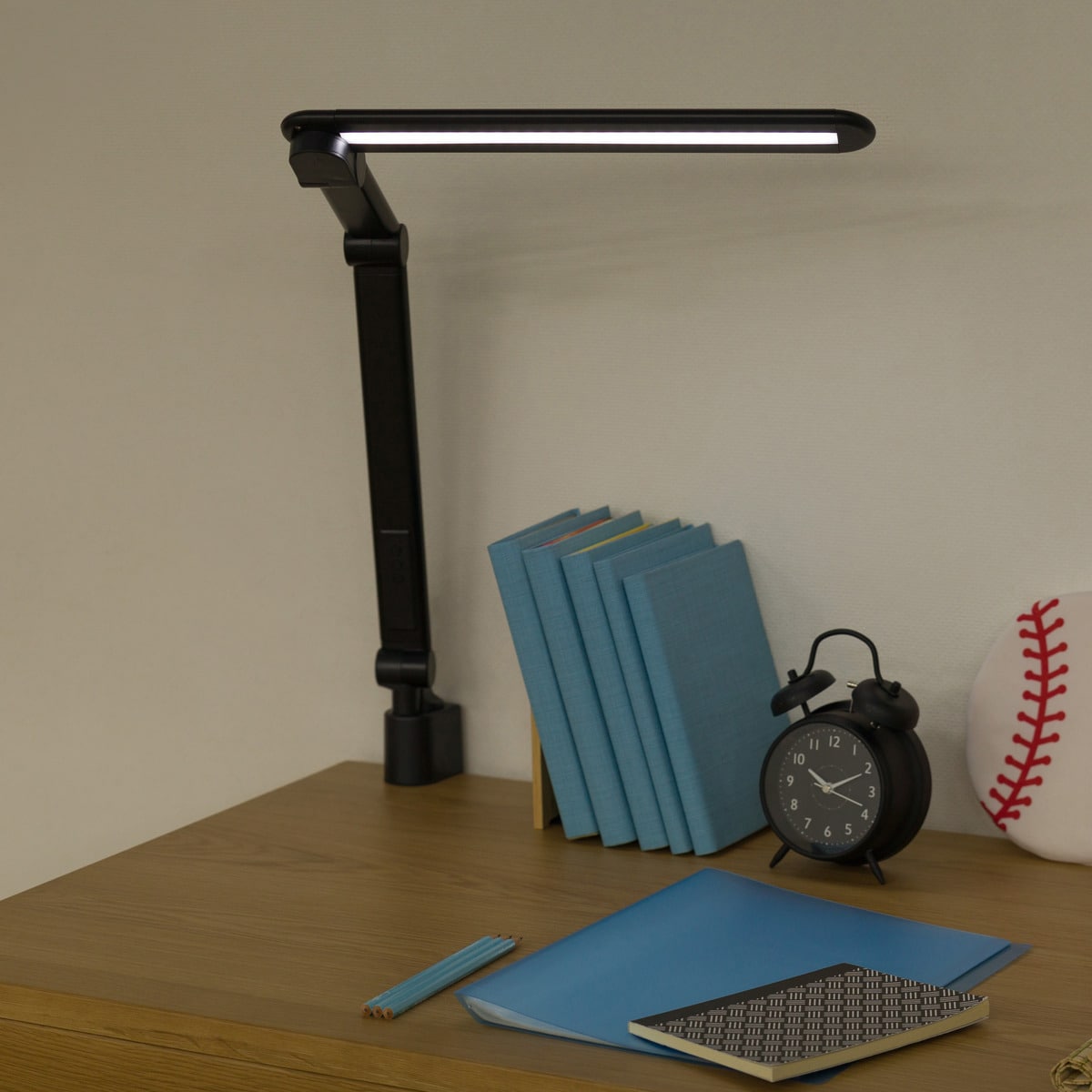 3278 ニトリ デスクトップライト - 通販 - guianegro.com.br
