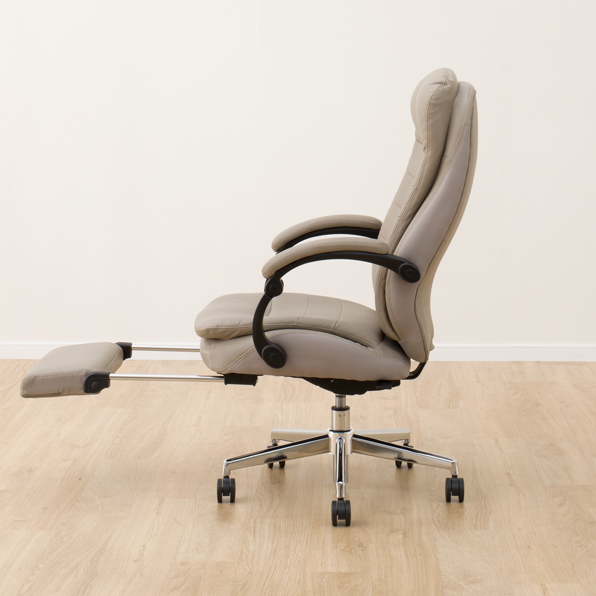 ワークチェア(リカルド フットレスト付き MO)