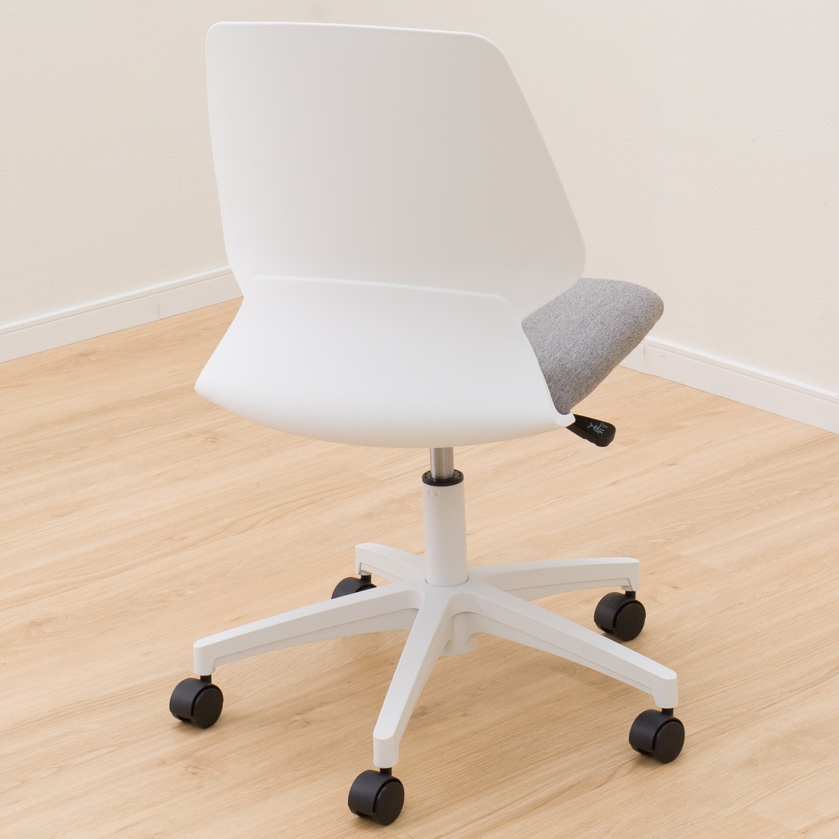 ワークチェア シン Wh 通販 ニトリネット 公式 家具 インテリア通販 ワークチェア シン Wh 通販 ニトリネット 公式 家具 インテリア通販