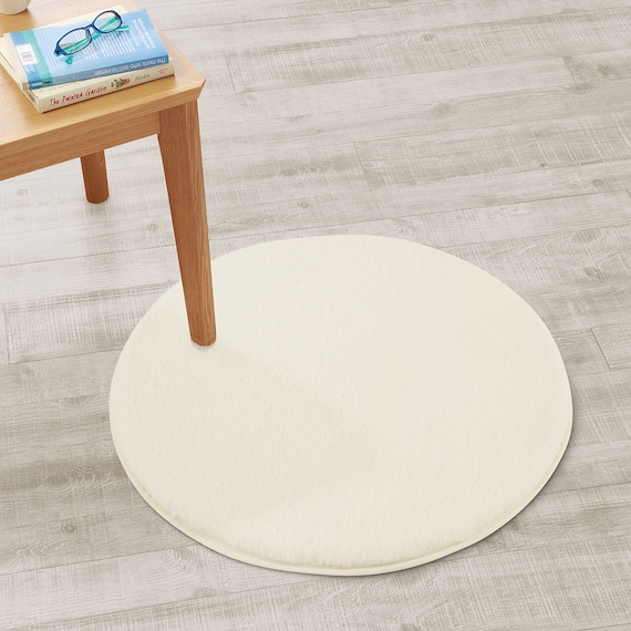 ふんわりなめらか フロアマット(ウサギマット3 60R IV ZGT04) 1枚目画像