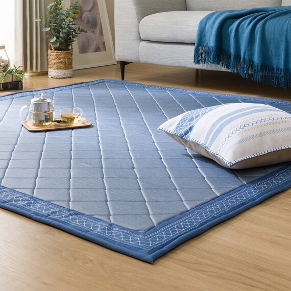 ウレタン入り洗える接触冷感ラグ(NクールSP キカn NV 185X185 TC10) 4枚目画像