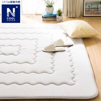30mmウレタン入り 接触冷感+防音ラグ(NクールSPフックラ GY 185X240)