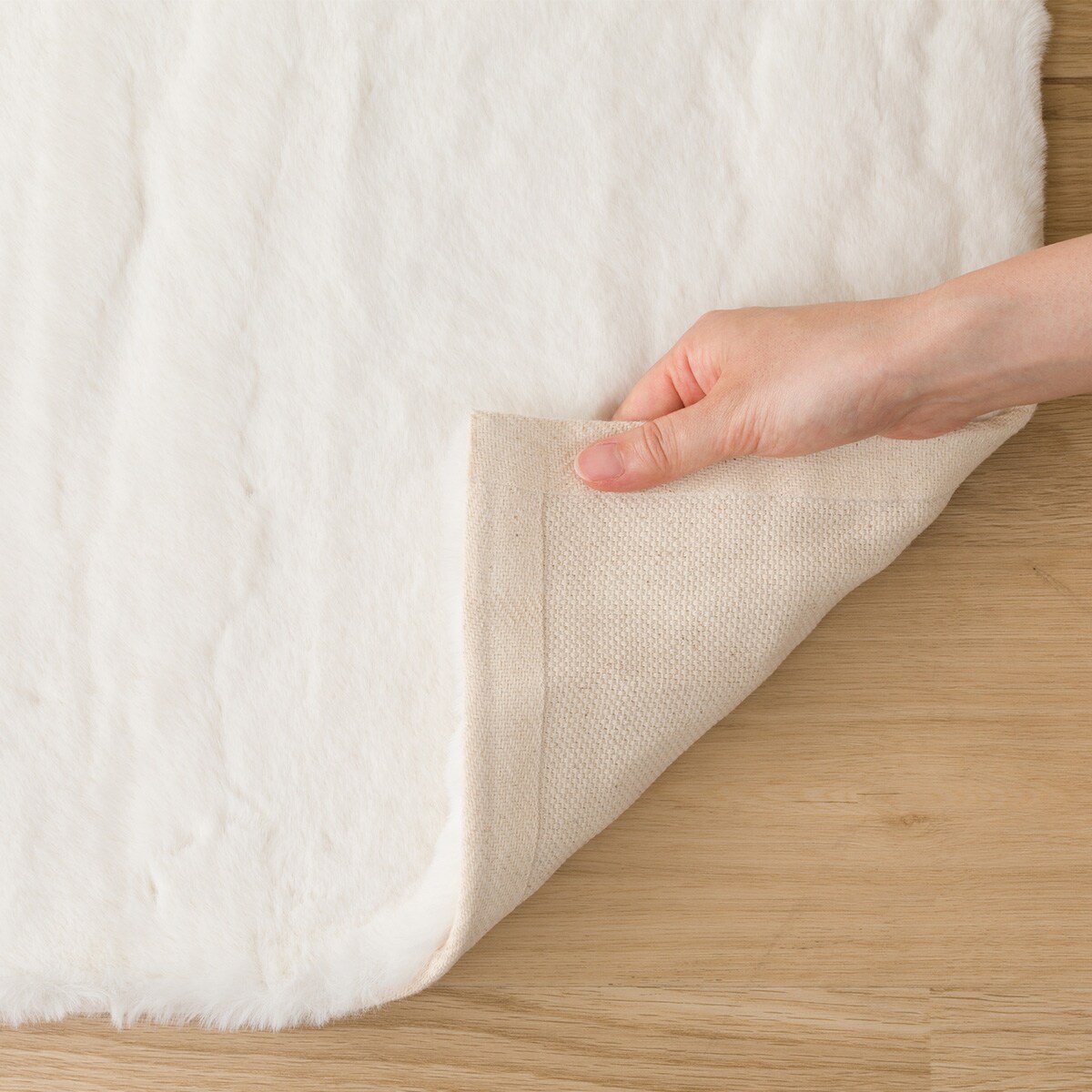 さらさら かるいラビットファー風ラグ ウサギ2 通販 ニトリネット 公式 家具 インテリア通販