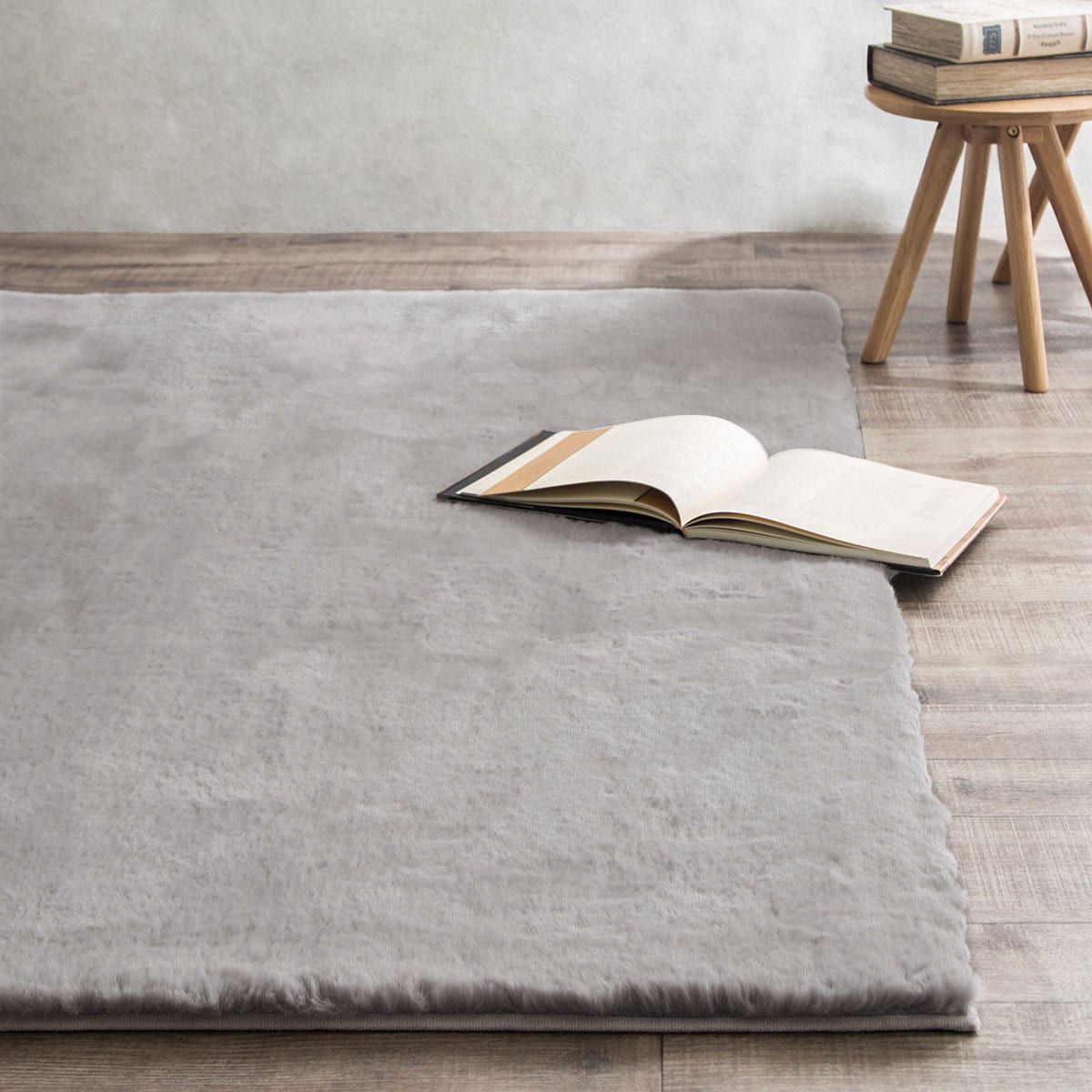 新品未開封　ニトリ　ラビットファータッチラグウサギラグ3 200X200 LGY ニトリ ラビットファータッチラグウサギラグ3 200X200 LGY - メルカリ