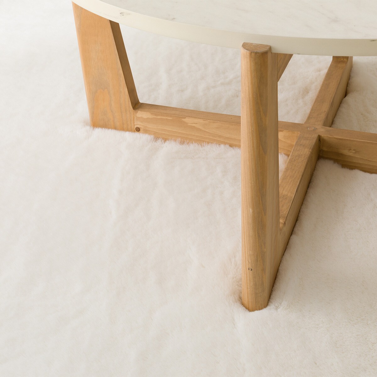 ニトリ　ウサギラグ 160x230cm Amazon｜ニトリ(NITORI) アクセントラグ ウサギラグ3 160X230 LGY US02