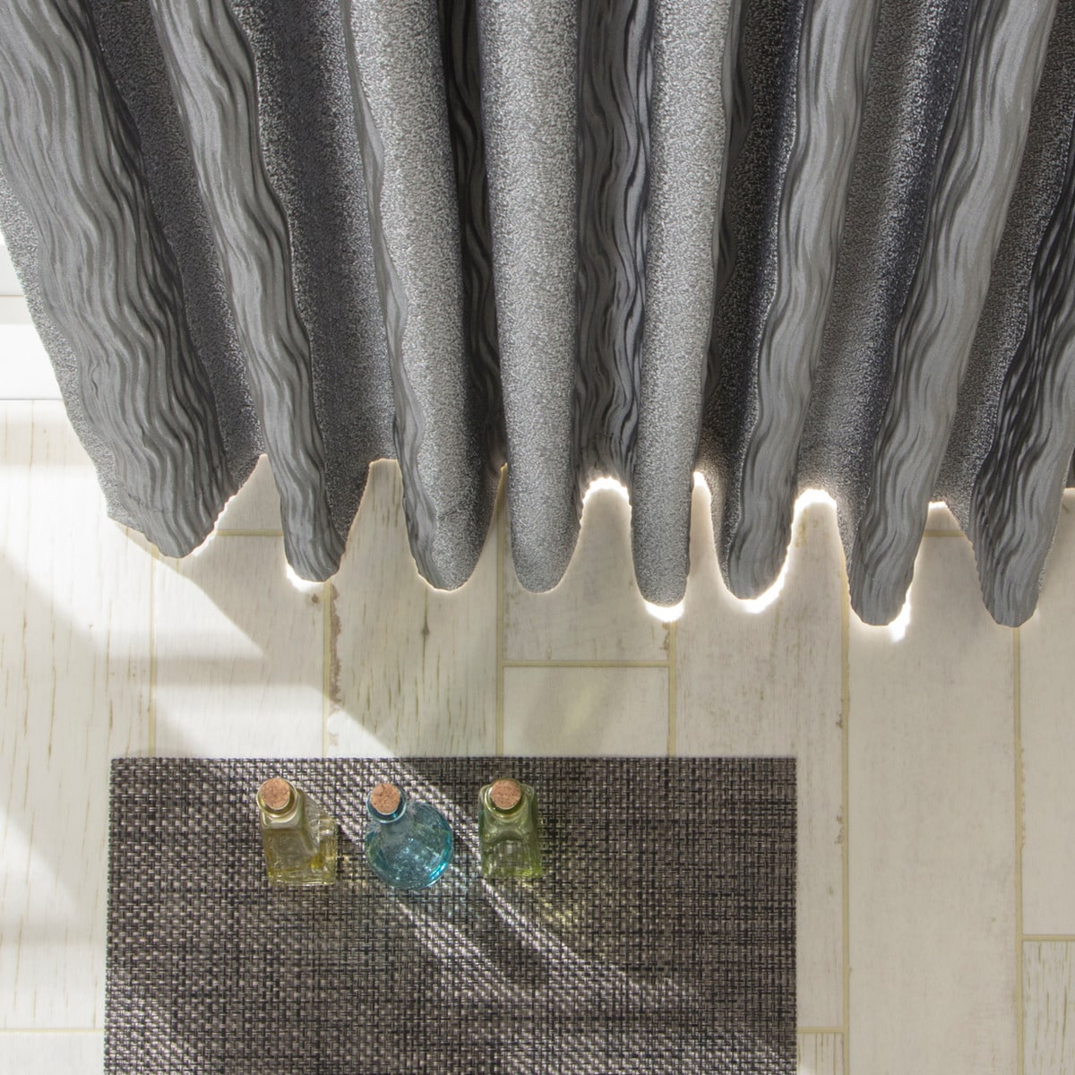 遮光1級オーダーカーテン モニク2裏地付き グレー 2倍ヒダ(幅201-300