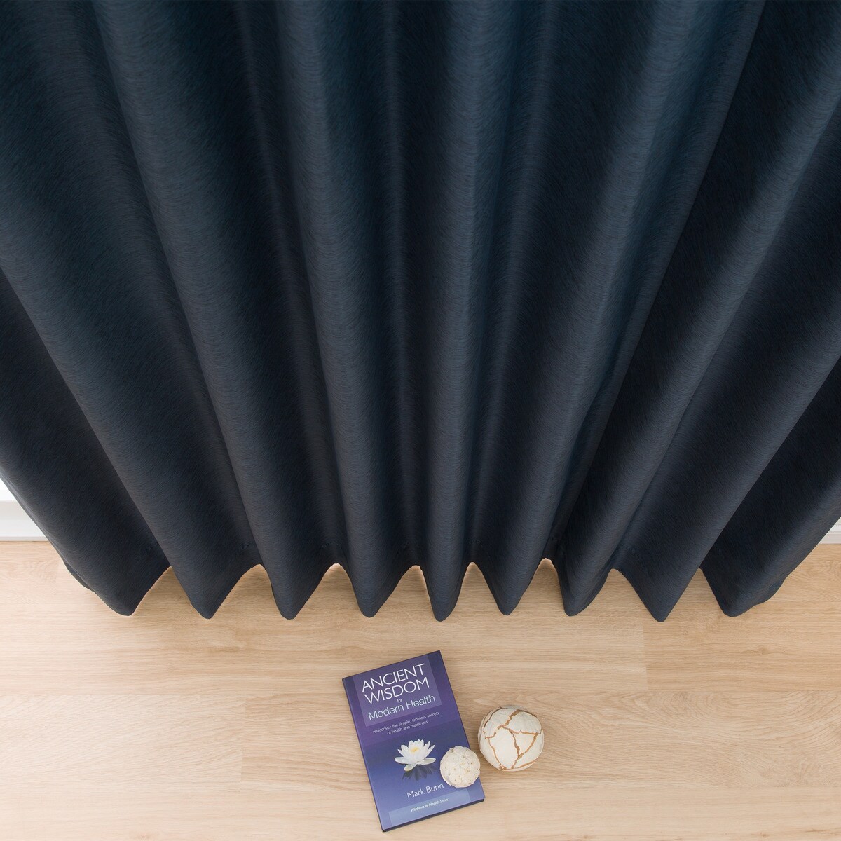 遮光1級・遮熱オーダーカーテン ウーノ ディープブルー 2倍ヒダ(幅-100