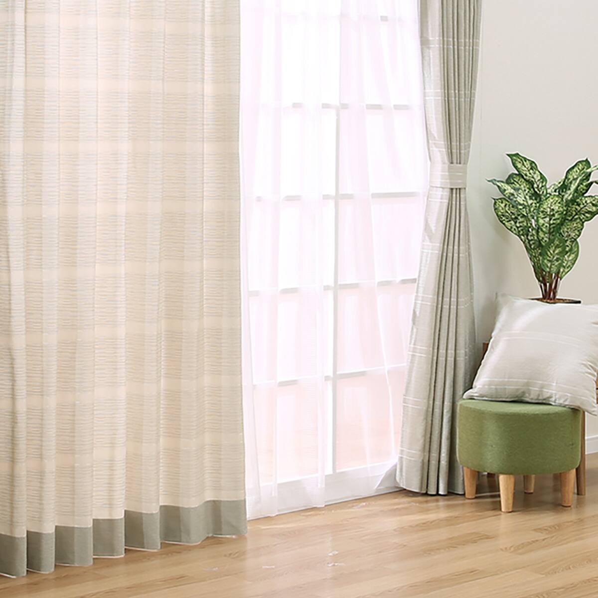 防炎裏地付きオーダーカーテン タンガニー グレー 2倍ヒダ(幅-100/丈