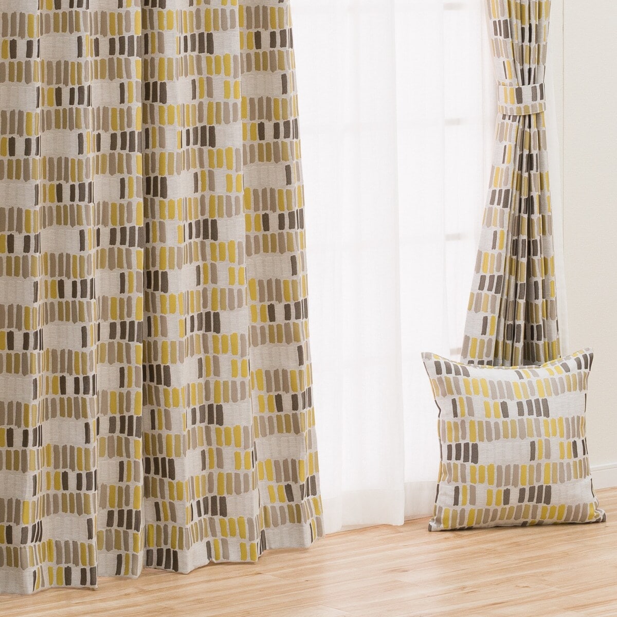 裏地付きオーダーカーテン ディック 2倍ヒダ(幅101-200/丈-140cm