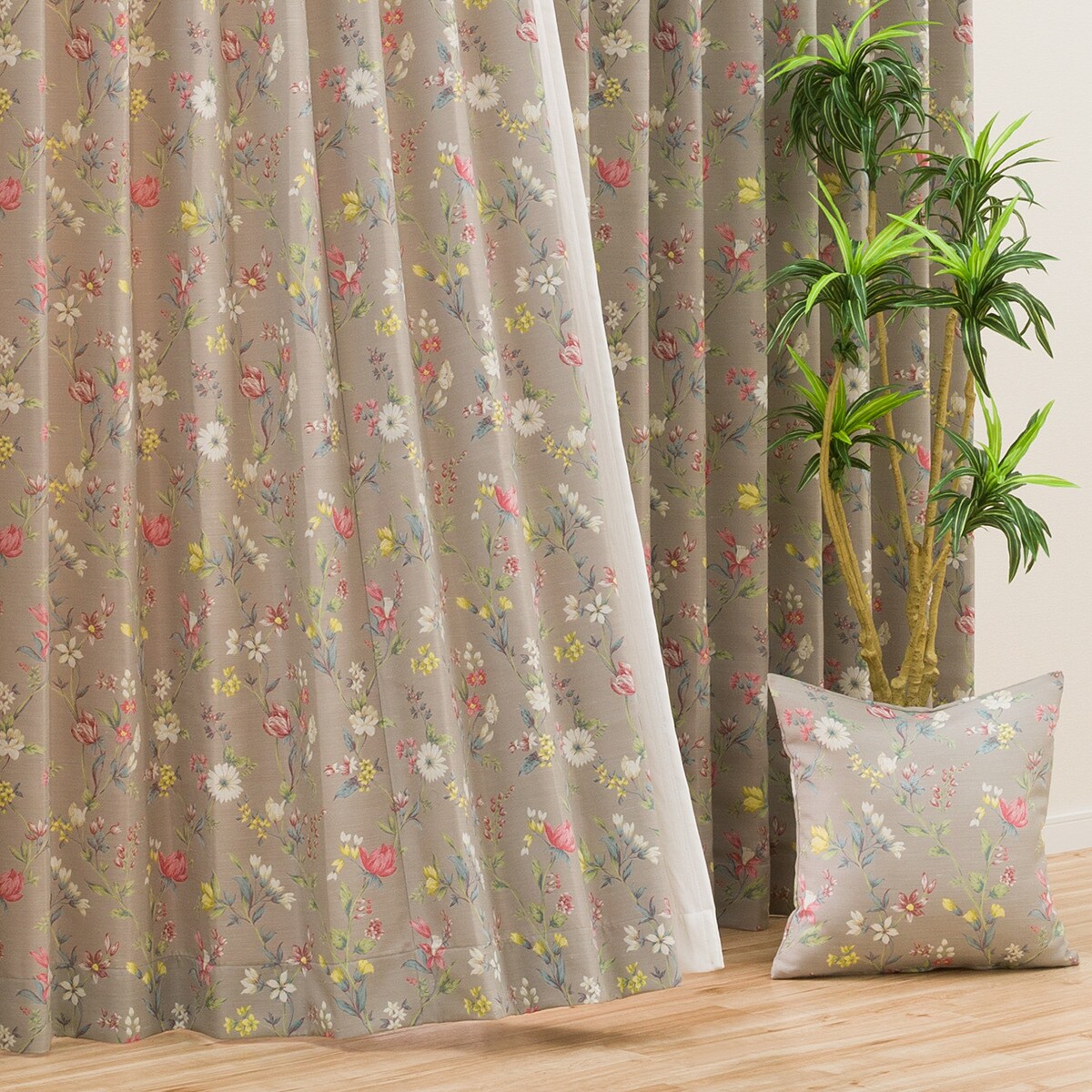 防炎裏地付きオーダーカーテン コルテス グレー 2倍ヒダ(幅201-300/丈