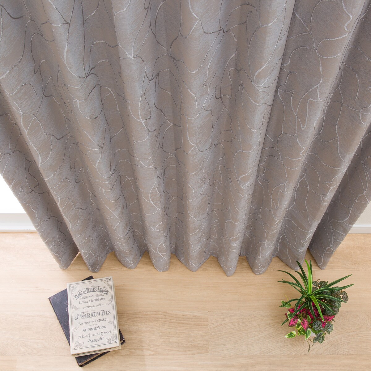 ニトリ　オーダーカーテン　クエント〈アイボリー〉 オーダーカーテン ECO001 アイボリー 2倍ヒダ(幅201-300/丈201