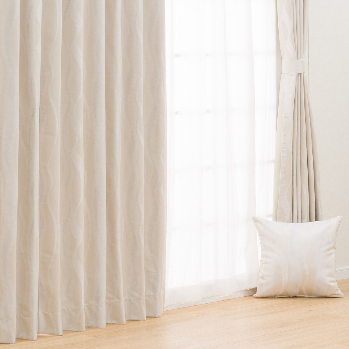 オーダーカーテン エリーチカ アイボリー 2倍ヒダ(幅101-200/丈-140cm