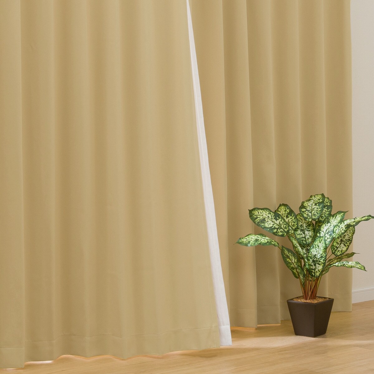 カーテン　多サイズ　まとめ売り ☆【送料無料】URACO(うらこ)カーテンセット 完全遮光 遮光率100％ 1級