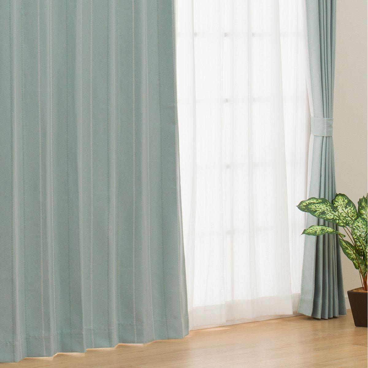 ニトリ お好みサイズカーテンRD056 BK(幅-100/丈30-250cm) | ニトリ