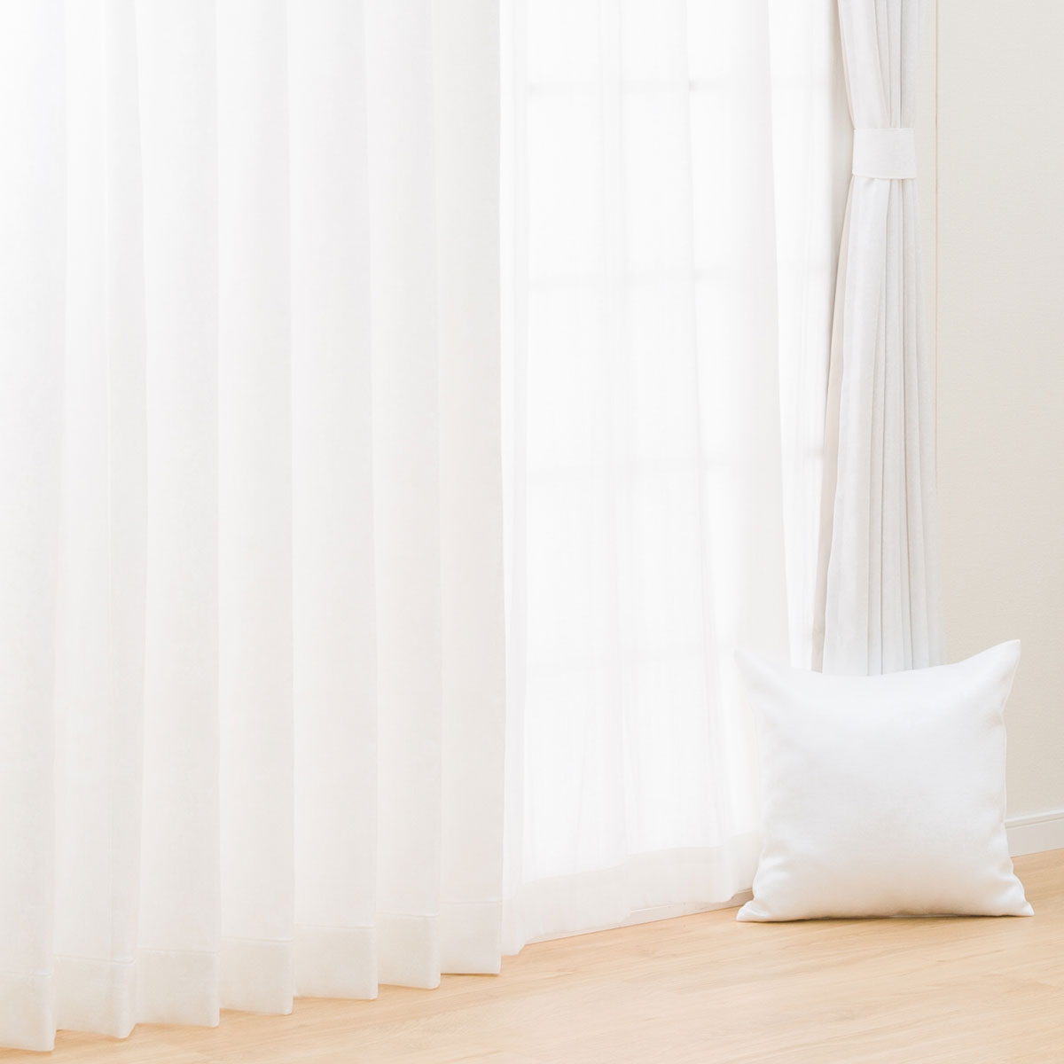 オーダーカーテン グヌー ホワイト フラット(幅-135/丈-140cm