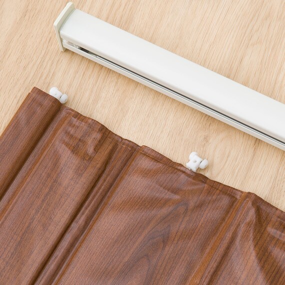 つっぱりアコーディオンドア(AD01 BR 100X174 木目調) 7枚目画像