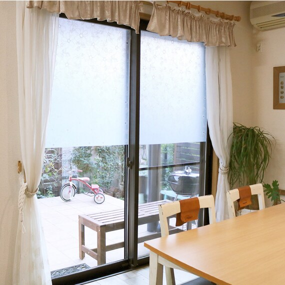 飛散防止効果のある窓飾りシ-ト GH-9201 92X90 3枚目画像