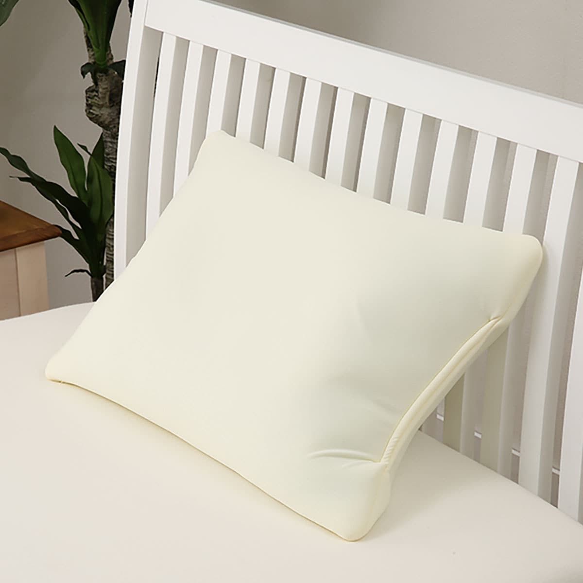 抗菌防臭 低反発チップ枕(LOW)