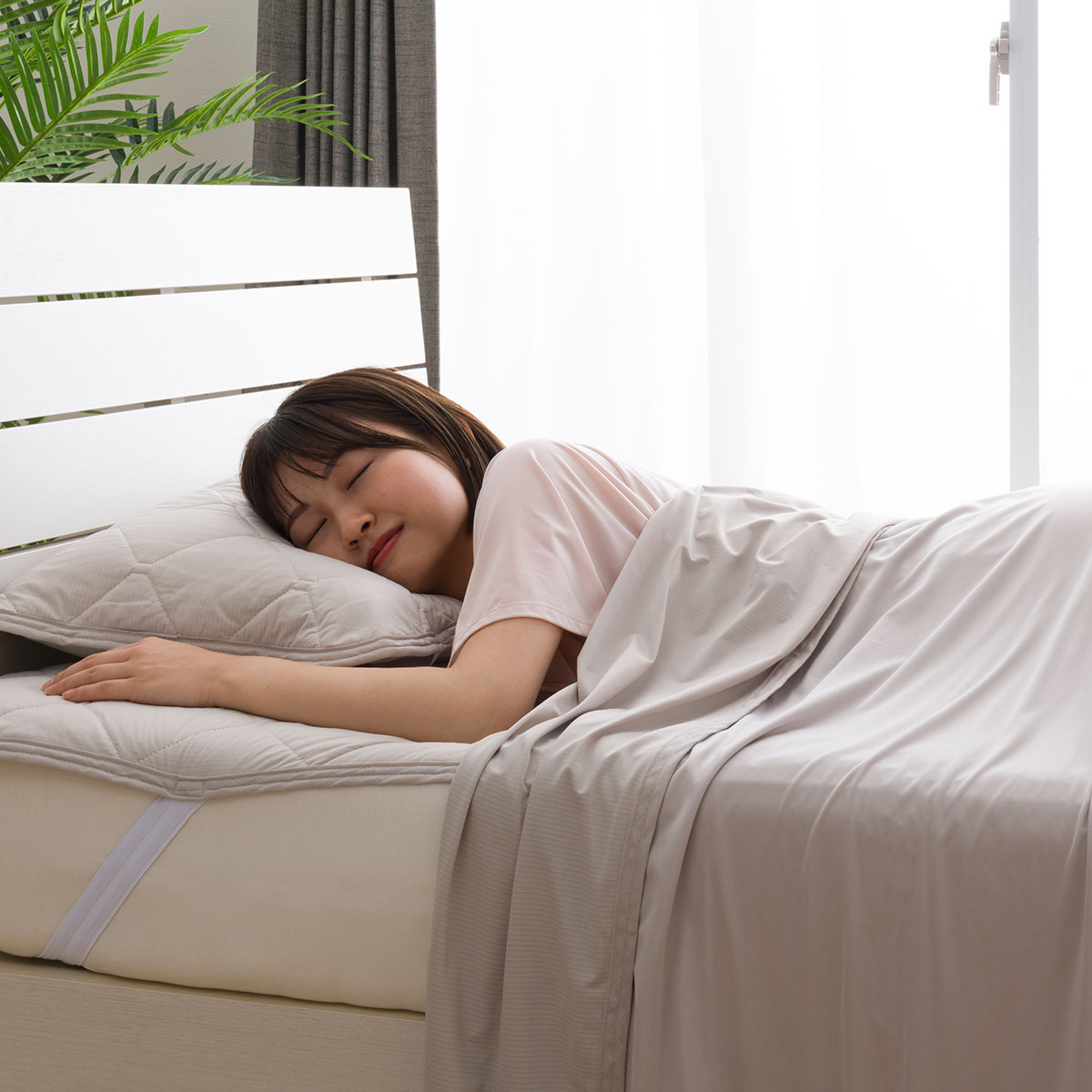 ニトリ 両面使える ゴムバンド付き 敷きパッド サラモチN-S NクールSP 61nPS8Oo+OL._UF350,350_QL80_.jpg