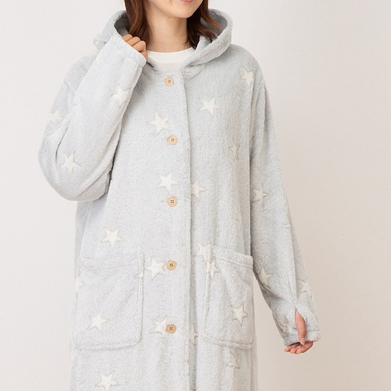 すっぽり収納 フード付き着る毛布 ミドル丈(NウォームSP スター) 2枚目画像