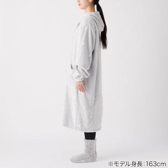 すっぽり収納 フード付き着る毛布 ミドル丈(NウォームSP スター) 4枚目画像