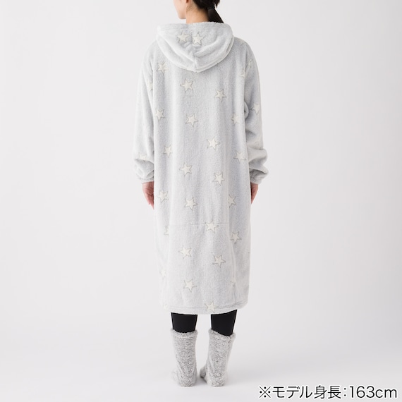 すっぽり収納 フード付き着る毛布 ミドル丈(NウォームSP スター) 5枚目画像