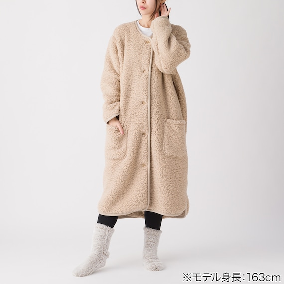 すっぽり収納 着る毛布 ミドル丈(Nウォーム ボア BE) 4枚目画像