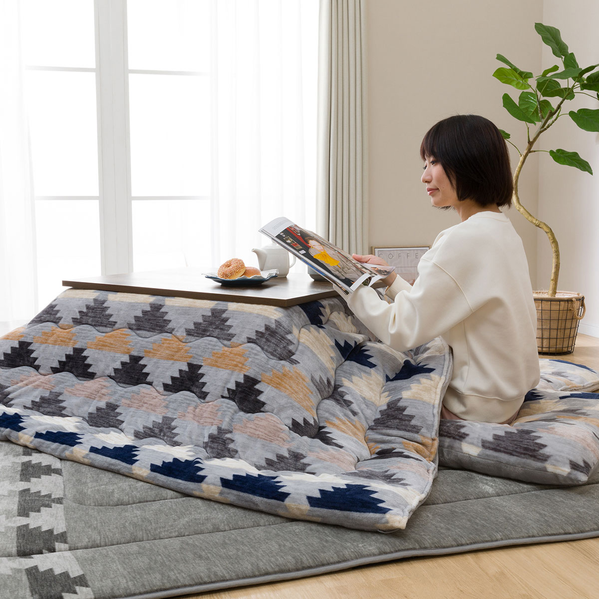 こたつ掛ふとん 正方形 Atキリム O I 通販 ニトリネット 公式 家具 インテリア通販 こたつ掛ふとん 正方形 Atキリム O I 通販 ニトリネット 公式 家具 インテリア通販
