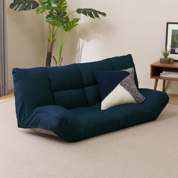 形が自在に変えられるコンパクトソファ(ツバサ3 NV) 1枚目画像