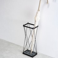 シンプルデザイン 奥行スリム傘たて(SD1812 SL)