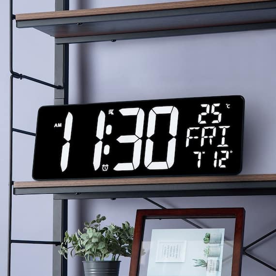 電波 LED掛け置き兼用時計(ダイオ) 1枚目画像