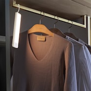 充電式センサーライト(ペタンコIVWH)