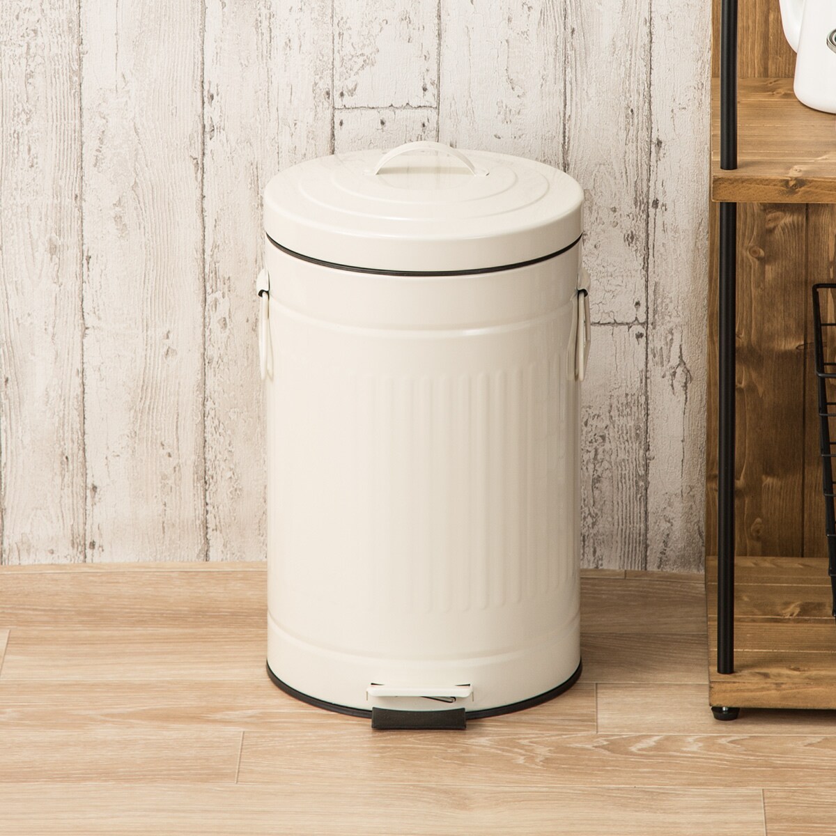 ペダルペールソフトクローズ 12l アイボリー 通販 ニトリネット 公式 家具 インテリア通販 ペダルペールソフトクローズ 12l アイボリー 通販 ニトリネット 公式 家具 インテリア通販