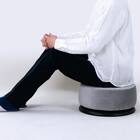 ポケットコイル入り回転クッション(グレー) 2枚目画像